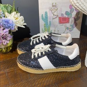 Sz 6.5 Marc Fisher Ltd Navy Glitter Sneakers